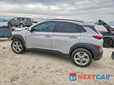 Drugie zdjęcie samochodu z przodu: 2023 HYUNDAI KONA SEL VIN:KM8K3CAB5PU050148 - miniatura