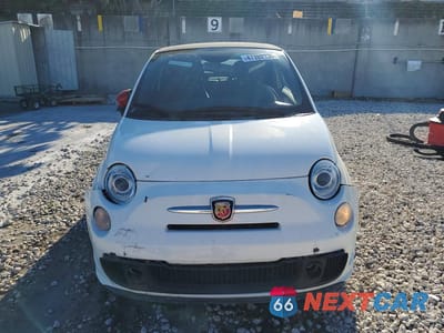 Piąte zdjęcie samochodu w środku: 2015 FIAT 500 ABARTH VIN:3C3CFFJH8FT509272 - miniatura
