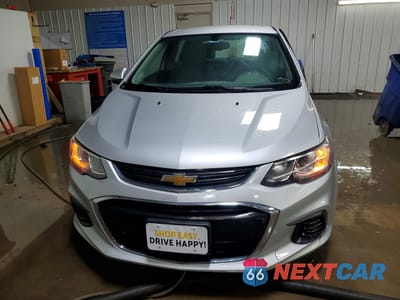 Piąte zdjęcie samochodu w środku: 2019 CHEVROLET SONIC VIN:1G1JG6SB4K4144690 - miniatura