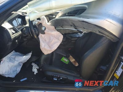 Zdjęcie 7 z 11 samochodu: 2018 BMW M2 VIN:WBS1J5C53J7B70332 - miniatura