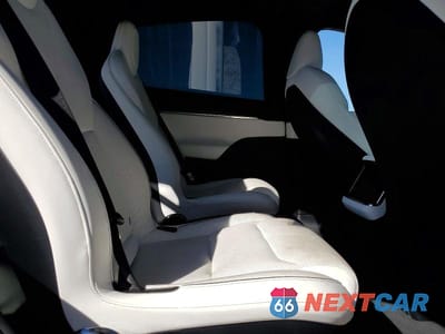 Zdjęcie 11 z 14 samochodu: 2022 TESLA MODEL X VIN:7SAXCBE68NF329569 - miniatura
