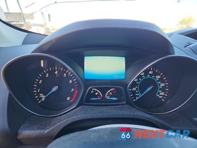 Zdjęcie 9 z 13 samochodu: 2016 FORD ESCAPE S VIN:1FMCU0F7XGUA53678 - miniatura