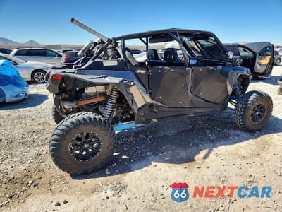 Trzecie zdjęcie samochodu z tyłu: 2019 POLARIS RZR XP 4 TURBO EPS VIN:3NSVFE922KF587861 - miniatura