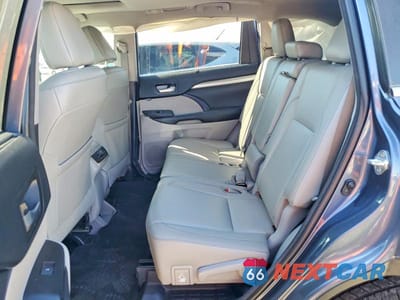 Zdjęcie 11 z 13 samochodu: 2018 TOYOTA HIGHLANDER HYBRID XLE VIN:5TDJGRFH5JS045757 - miniatura