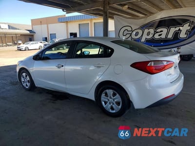 Drugie zdjęcie samochodu z przodu: 2014 KIA FORTE LX VIN:KNAFK4A60E5075951 - miniatura