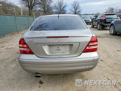 Zdjęcie 6 z 12 samochodu: 2006 MERCEDES-BENZ C 230 VIN:WDBRF52H56A845577 - miniatura