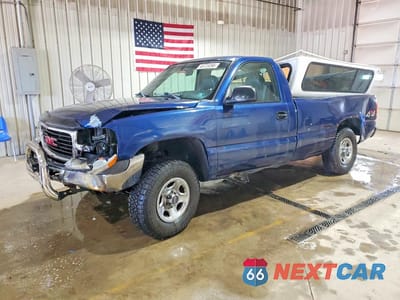 2002 GMC NEW SIERRA K1500 1GTEK14V42Z228125 - główne zdjęcie licytacji z USA - miniatura