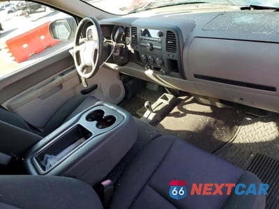 Zdjęcie 8 z 11 samochodu: 2013 GMC SIERRA K1500 VIN:1GTN2TE0XDZ154937 - miniatura