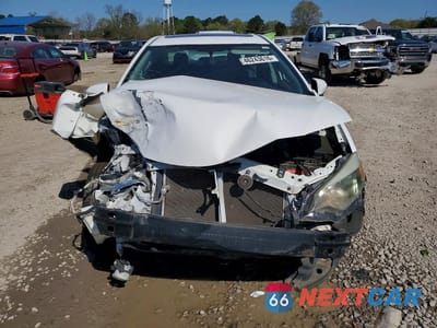 Piąte zdjęcie samochodu w środku: 2016 TOYOTA COROLLA S PLUS VIN:2T1BURHE4GC697299 - miniatura