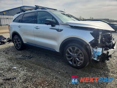 Czwarte zdjęcie samochodu z boku: 2021 KIA SORENTO SX PRESTIGE X-LINE VIN:5XYRKDLF1MG042802 - miniatura