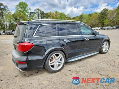 Trzecie zdjęcie samochodu z tyłu: 2016 MERCEDES-BENZ GL VIN:4JGDF7DE7GA705862 - miniatura