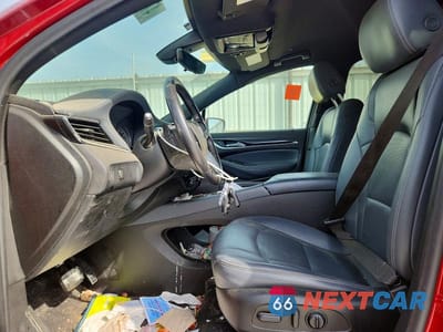 Zdjęcie 7 z 12 samochodu: 2022 BUICK ENCLAVE ESSENCE VIN:5GAERBKW1NJ170444 - miniatura