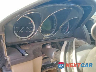 Zdjęcie 9 z 12 samochodu: 2010 MERCEDES-BENZ C 300 VIN:WDDGF5EB4AR129513 - miniatura