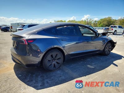 Trzecie zdjęcie samochodu z tyłu: 2025 TESLA MODEL 3 VIN:5YJ3E1EA8SF901207 - miniatura