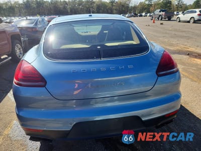 Zdjęcie 6 z 13 samochodu: 2015 PORSCHE PANAMERA GTS VIN:WP0AF2A73FL081223 - miniatura