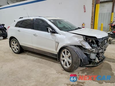 Czwarte zdjęcie samochodu z boku: 2013 CADILLAC SRX PREMIUM COLLECTION VIN:3GYFNJE35DS523320 - miniatura
