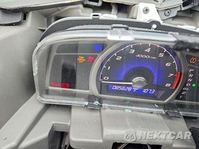 Zdjęcie 9 z 11 samochodu: 2011 HONDA CIVIC LX VIN:2HGFA1F56BH300352 - miniatura