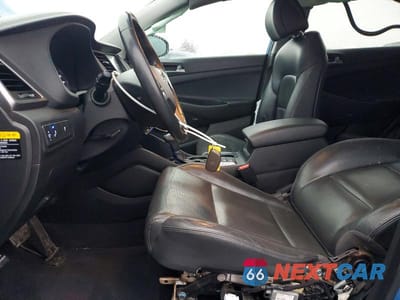 Zdjęcie 7 z 12 samochodu: 2018 HYUNDAI TUCSON SEL PLUS VIN:KM8J33A46JU699431 - miniatura