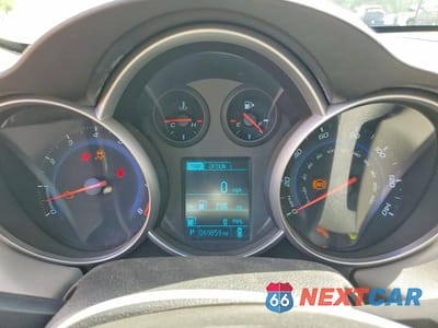 Zdjęcie 9 z 12 samochodu: 2013 CHEVROLET CRUZE LT VIN:1G1PC5SB7D7247488 - miniatura
