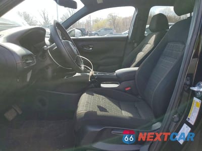 Zdjęcie 7 z 13 samochodu: 2025 HONDA HR-V SPORT VIN:3CZRZ2H56SM731485 - miniatura