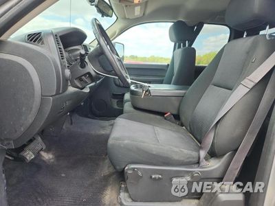 Zdjęcie 7 z 12 samochodu: 2013 CHEVROLET SILVERADO K1500 LT VIN:1GCRKSE77DZ402294 - miniatura