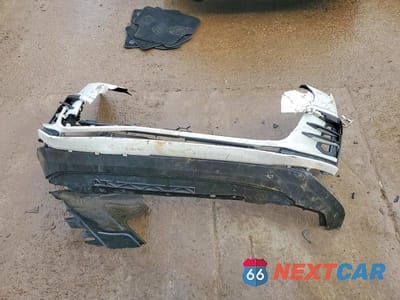 Zdjęcie 12 z 12 samochodu: 2019 VOLKSWAGEN GTI S VIN:3VW6T7AU6KM007575 - miniatura