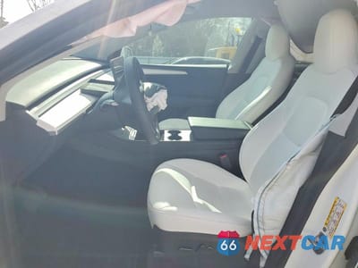 Zdjęcie 7 z 11 samochodu: 2023 TESLA MODEL Y VIN:7SAYGDEE1PA123585 - miniatura