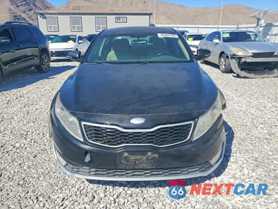 Piąte zdjęcie samochodu w środku: 2013 KIA OPTIMA HYBRID LX VIN:KNAGM4AD5D5038826 - miniatura