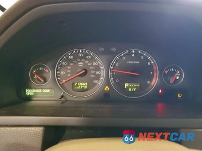 Zdjęcie 9 z 12 samochodu: 2010 VOLVO XC90 3.2 VIN:YV4982CZXA1536372 - miniatura