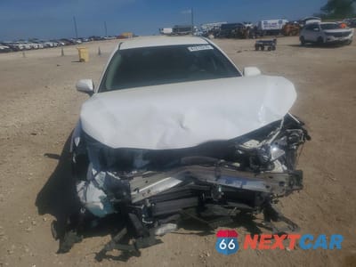 Piąte zdjęcie samochodu w środku: 2024 TOYOTA CAMRY HYBRID SE VIN:4T1G31AK1RU621194 - miniatura