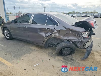 Drugie zdjęcie samochodu z przodu: 2015 TOYOTA CAMRY LE VIN:4T4BF1FK2FR445946 - miniatura