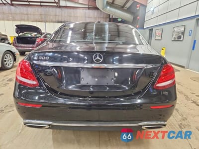 Zdjęcie 6 z 11 samochodu: 2018 MERCEDES-BENZ E 300 VIN:WDDZF4JB2JA294127 - miniatura