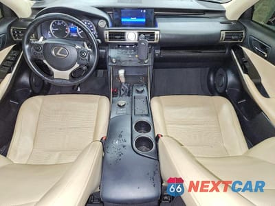 Zdjęcie 8 z 11 samochodu: 2016 LEXUS IS 300 BASE VIN:JTHCM1D2XG5005382 - miniatura