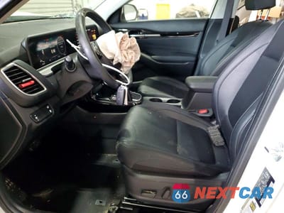 Zdjęcie 7 z 12 samochodu: 2024 KIA SELTOS SX VIN:KNDETCA7XR7627562 - miniatura