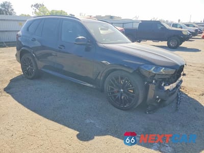 Czwarte zdjęcie samochodu z boku: 2025 BMW X5 XDRIVE40I VIN:5UX23EU08S9Y94334 - miniatura