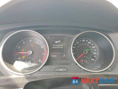 Zdjęcie 9 z 14 samochodu: 2018 VOLKSWAGEN TIGUAN S VIN:3VV1B7AX4JM122489 - miniatura
