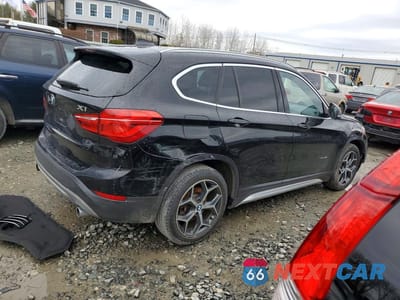Trzecie zdjęcie samochodu z tyłu: 2017 BMW X1 VIN:WBXHT3C3XH5F71842 - miniatura