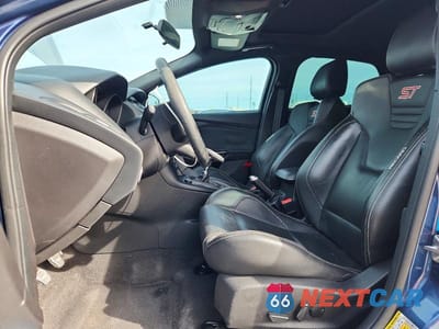 Zdjęcie 7 z 13 samochodu: 2018 FORD FOCUS VIN:1FADP3L90JL289752 - miniatura