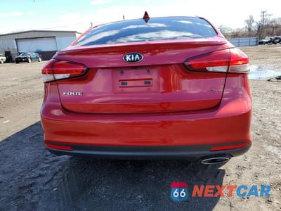 Zdjęcie 6 z 12 samochodu: 2017 KIA FORTE S VIN:3KPFL4A72HE028745 - miniatura