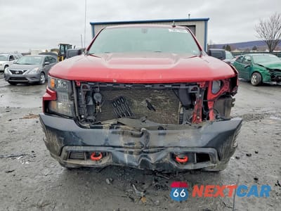 Piąte zdjęcie samochodu w środku: 2021 CHEVROLET SILVERADO K1500 TRAIL BOSS CUSTOM VIN:1GCPYCEF5MZ395008 - miniatura