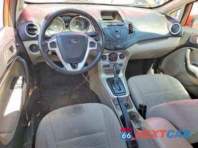 Zdjęcie 8 z 12 samochodu: 2014 FORD FIESTA SE VIN:3FADP4BJ9EM217129 - miniatura
