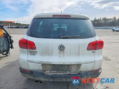 Zdjęcie 6 z 12 samochodu: 2016 VOLKSWAGEN TIGUAN S VIN:WVGBV7AXXGW523933 - miniatura