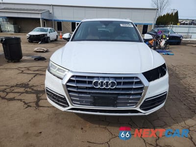 Piąte zdjęcie samochodu w środku: 2018 AUDI Q5 PREMIUM PLUS VIN:WA1BNAFY7J2225514 - miniatura