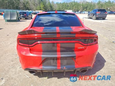 Zdjęcie 6 z 13 samochodu: 2016 DODGE CHARGER SRT HELLCAT VIN:2C3CDXL97GH301573 - miniatura