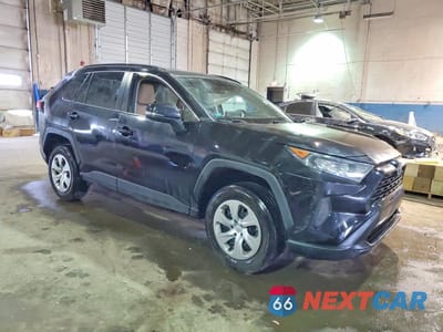 Czwarte zdjęcie samochodu z boku: 2019 TOYOTA RAV4 LE VIN:2T3G1RFV6KW031108 - miniatura