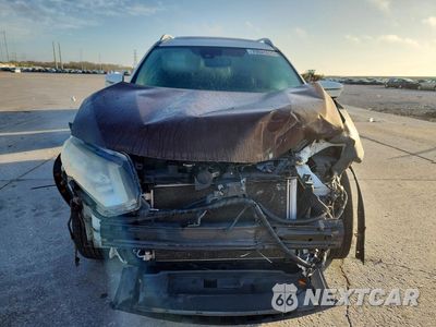 Piąte zdjęcie samochodu w środku: 2017 NISSAN ROGUE SL VIN:5N1AT2MT9HC866068 - miniatura