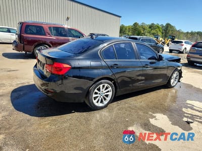 Trzecie zdjęcie samochodu z tyłu: 2016 BMW 320 XI VIN:WBA8E5G5XGNT40513 - miniatura
