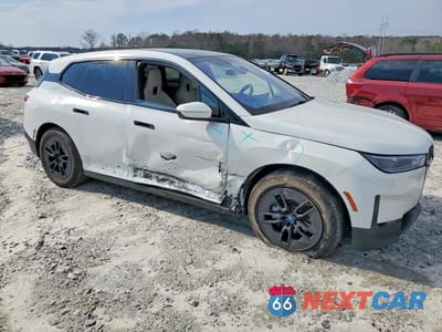 Czwarte zdjęcie samochodu z boku: 2025 BMW IX XDRIVE50 VIN:WB523CF09SCT29558 - miniatura