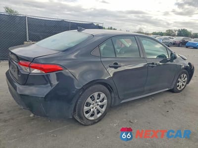 Trzecie zdjęcie samochodu z tyłu: 2021 TOYOTA COROLLA LE VIN:5YFEPMAEXMP190341 - miniatura