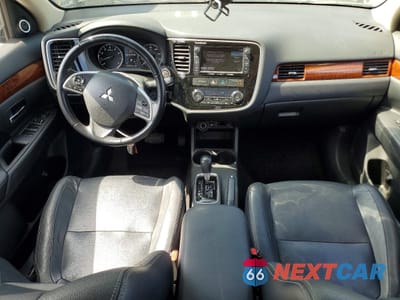 Zdjęcie 8 z 14 samochodu: 2014 MITSUBISHI OUTLANDER SE VIN:JA4AD3A37EZ008323 - miniatura